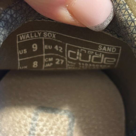 HEYDUDE Men’s Wally Stretch Sox Slip-On Loafer in Sand Size 9 - Picture 7 of 7